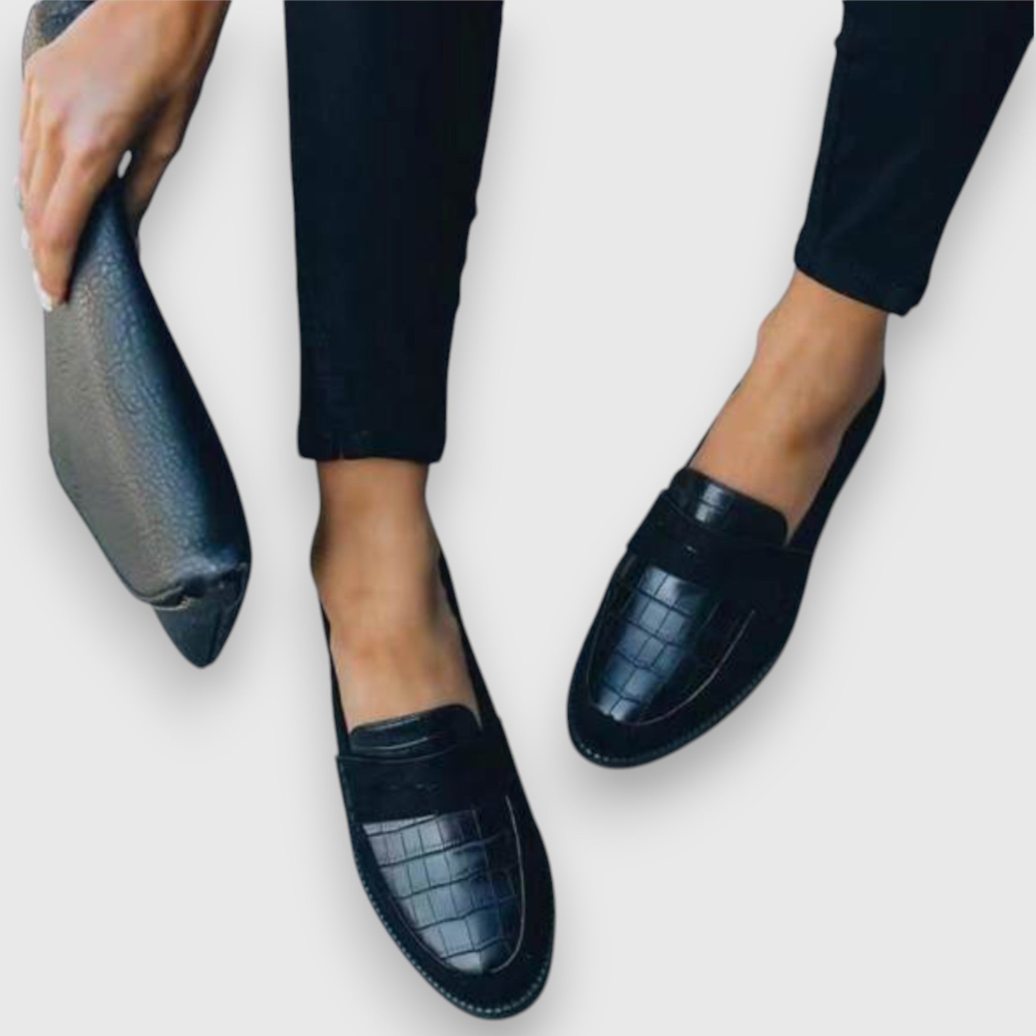 LINY™ | LOAFER