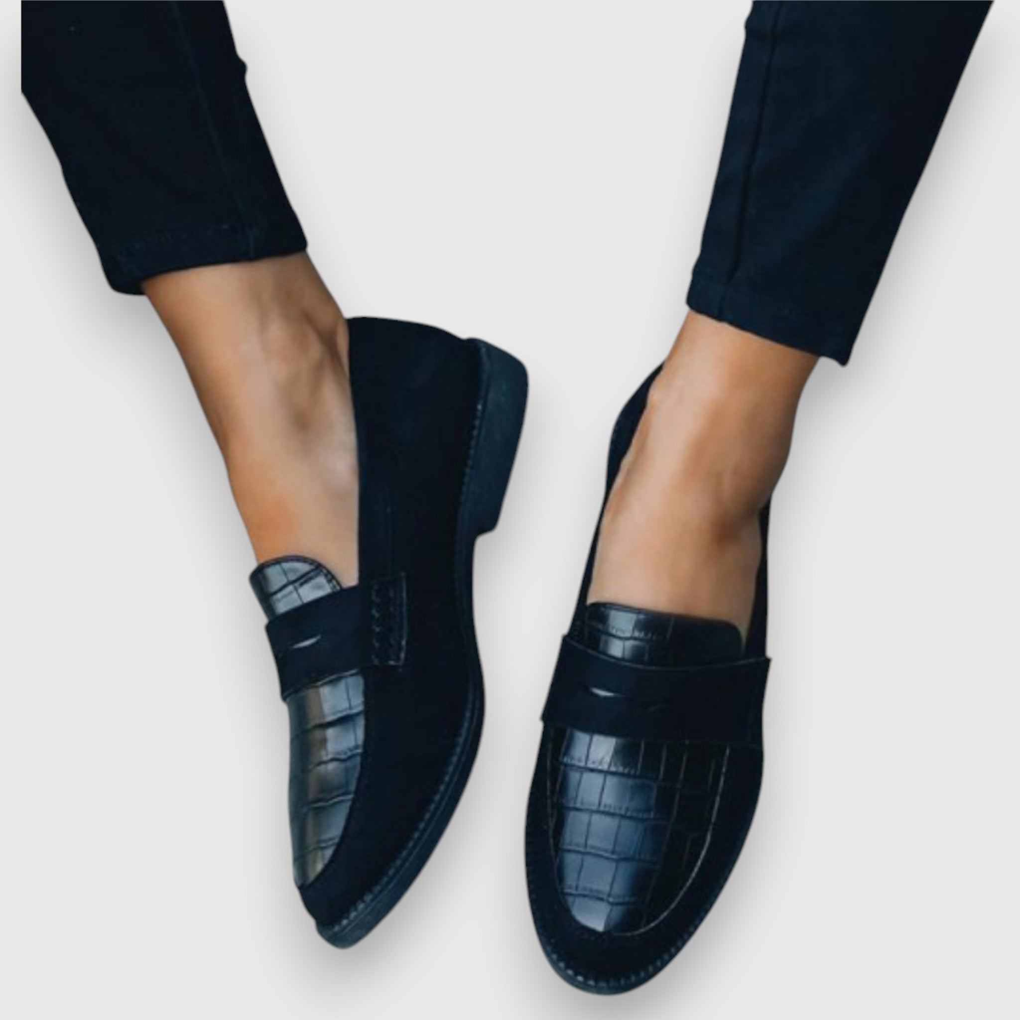 LINY™ | LOAFER