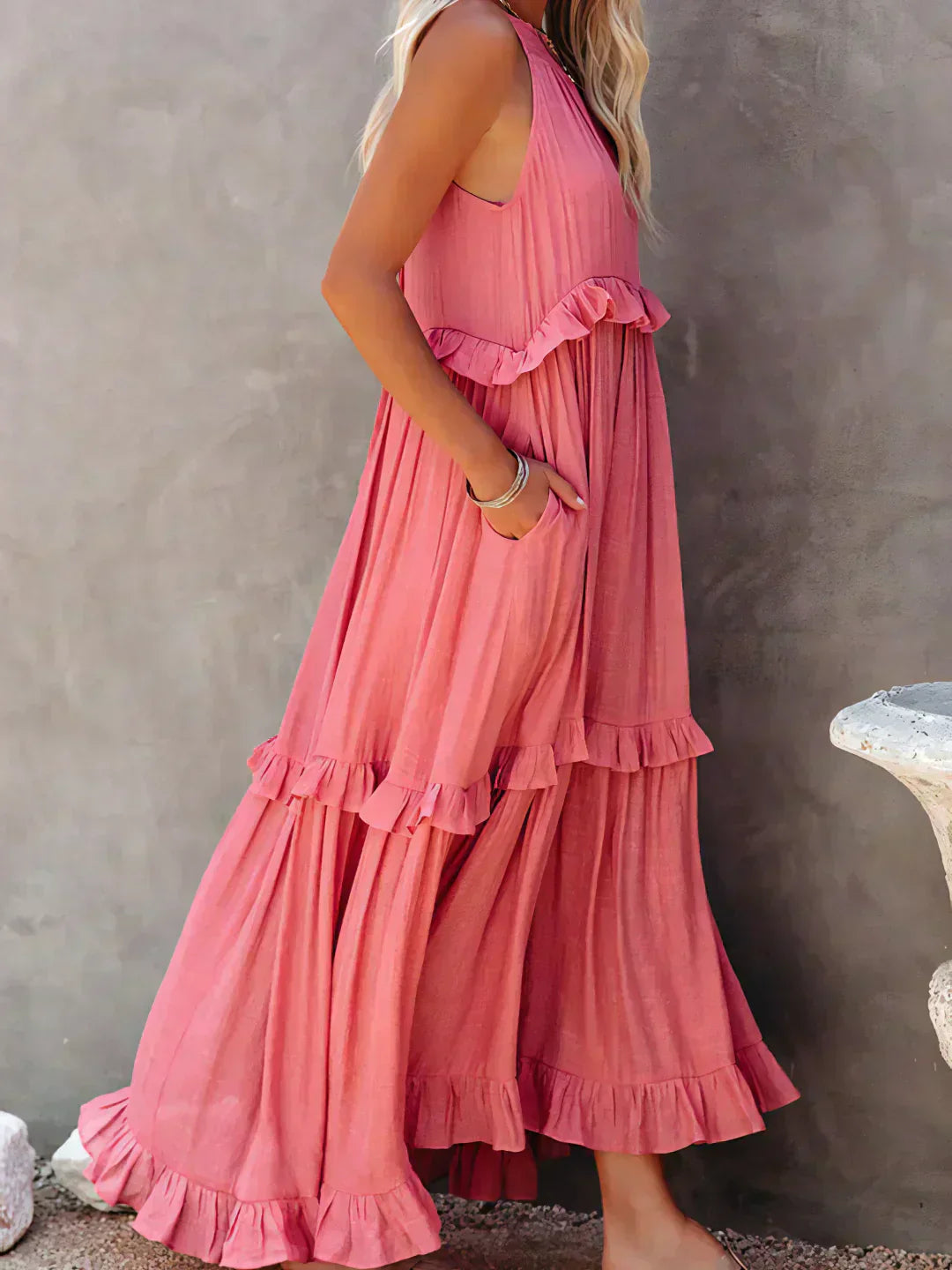 SARAH™ | HALTER RUFFLE MAXI KLEID