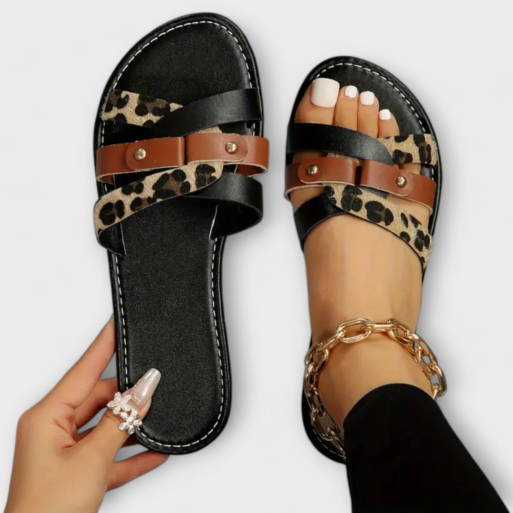 LEOPARD KREUZRIEMEN SANDALEN™